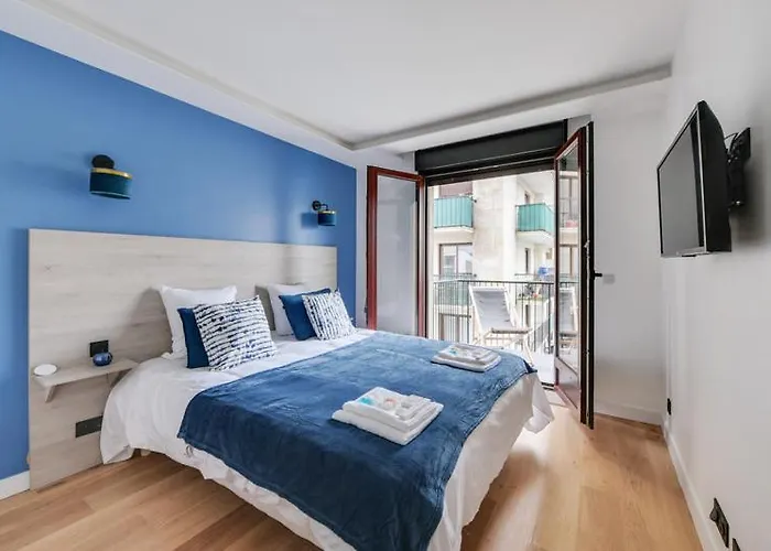 181 One - Superb In Paris.
