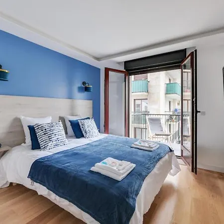 181 One - Superb In Paris.