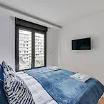 181 One - Superb In Paris. 파리